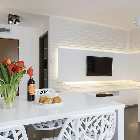 Apartament One By Your Freedom Warschau Exterior foto