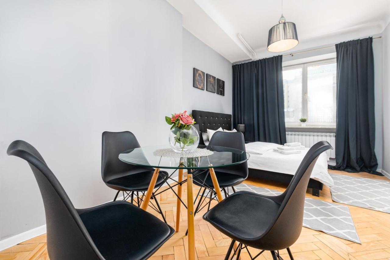 Apartment One By Your Freedom Warschau
